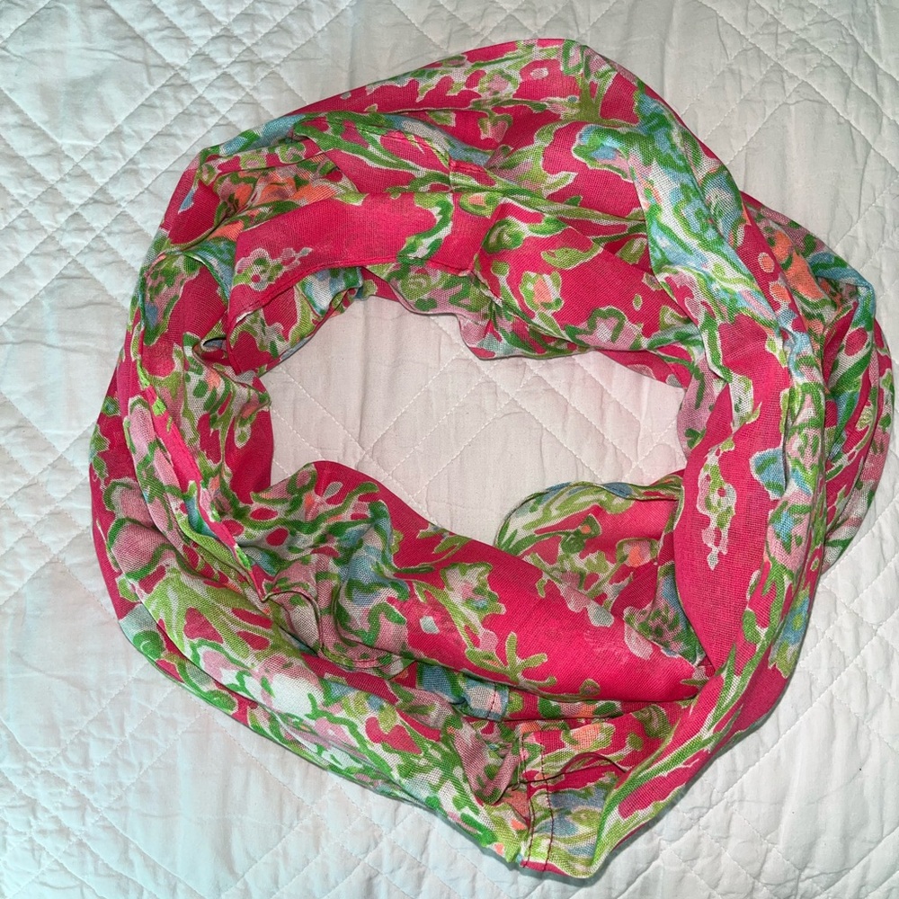 Lilly Pulitzer Riley Infinity Loop Scarf “Southern Charm”